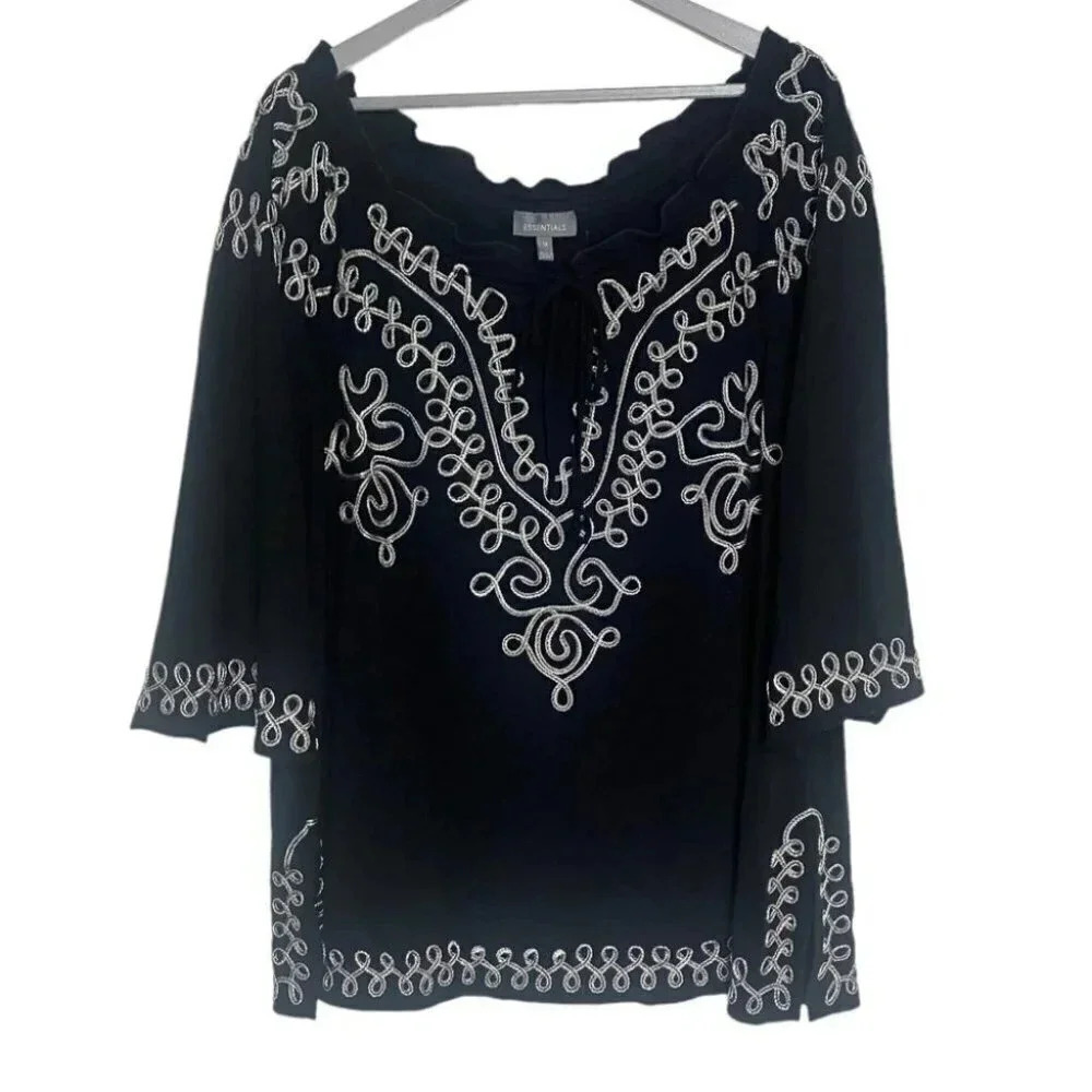 Essentials 1X black & white embroidered tunic top
